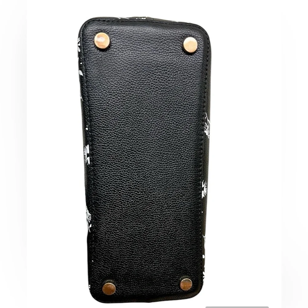 Kate Spade Black and White Floral Crossbody - Picture 3 of 16